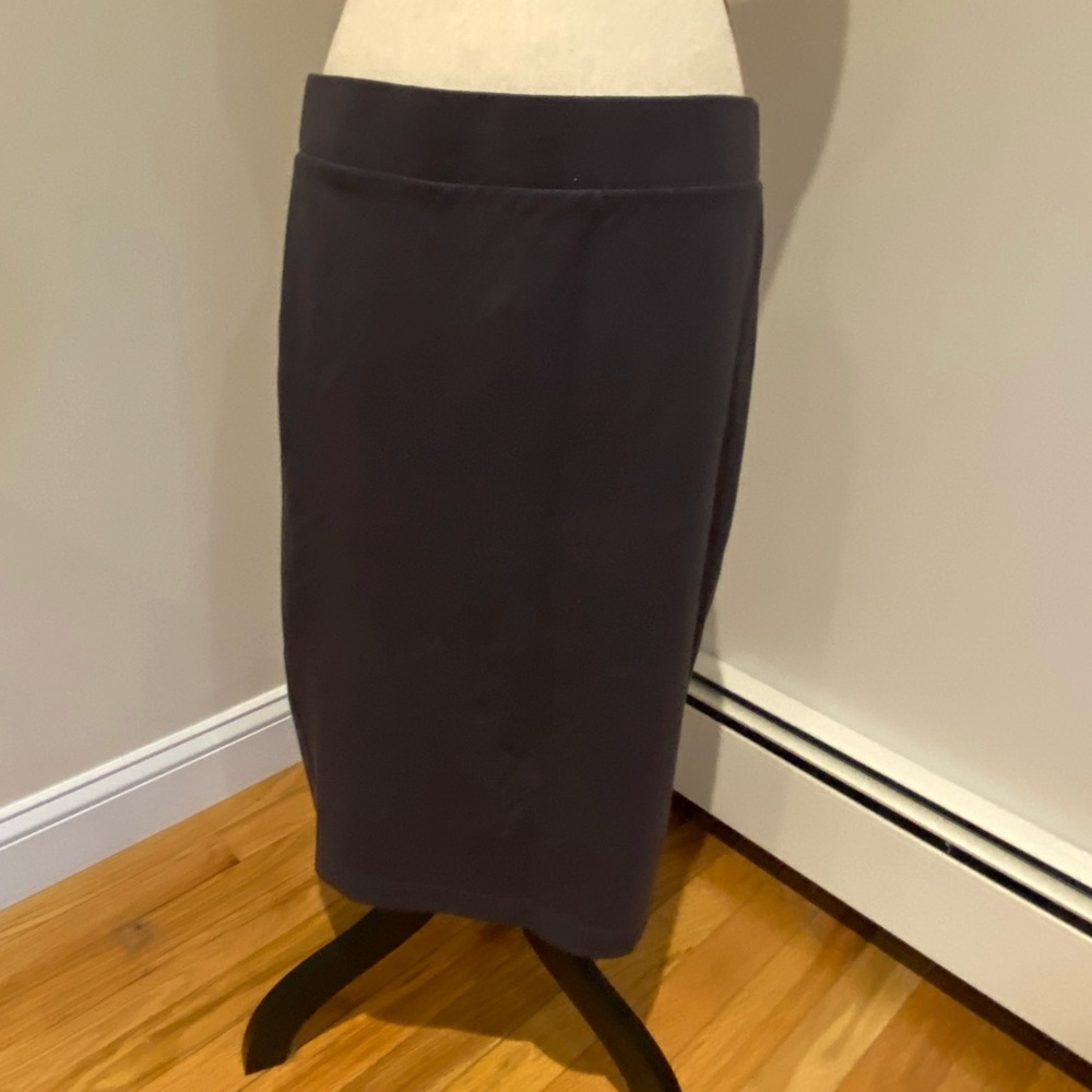 *LAST CHANCE*  Torrid Pencil Skirt -NWT! (6.27.20)